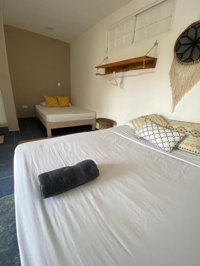 הולבוקס איילנד Barco Verde Hostel מראה חיצוני תמונה